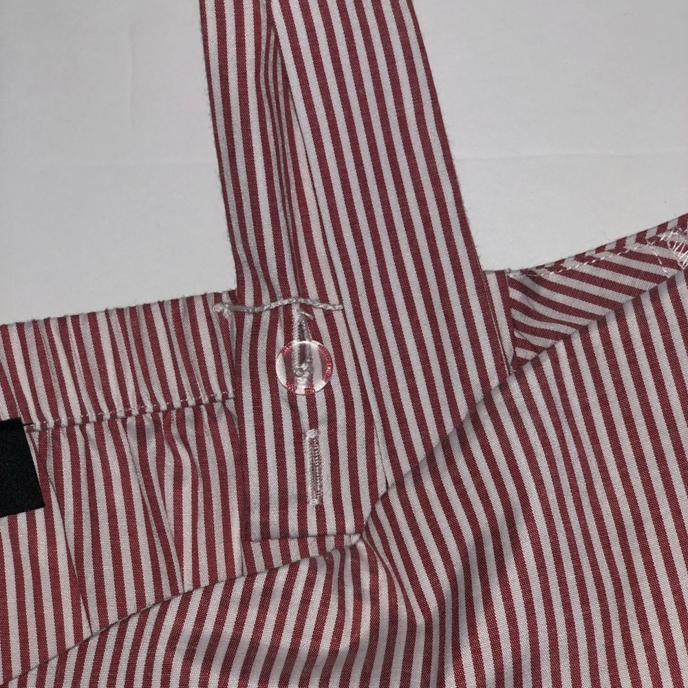 Laundry by Shelli Segal Red & White Striped Shirt - Picture 4 of 6